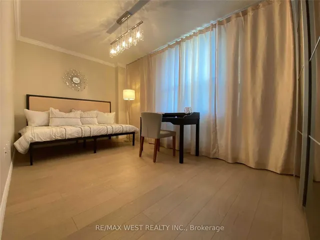 Additional image 16 of 45 Southport St Unit 503