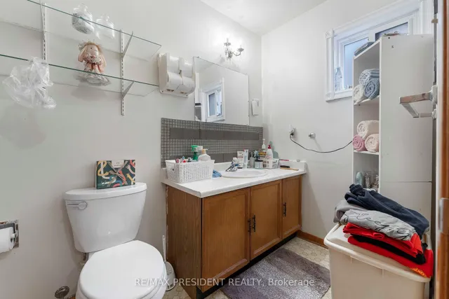 Additional image 21 of 3952 Longo Circ