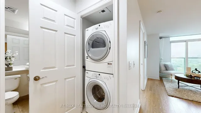 Additional image 27 of 25 Greenview Ave Unit 1915