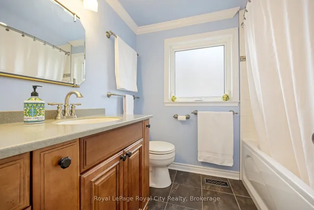 Additional image 21 of 35 Inglewood Dr