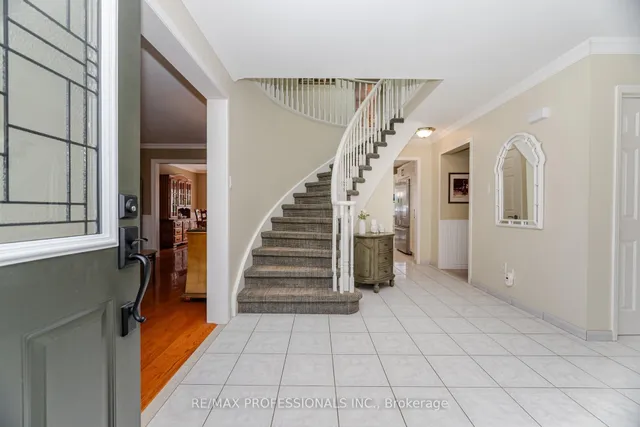 Additional image 4 of 72 Barr Cres