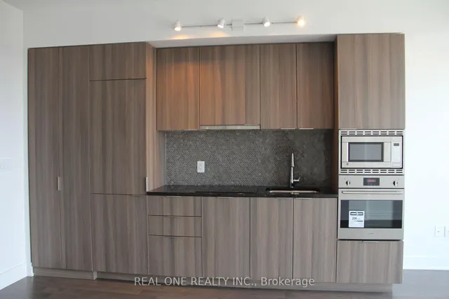 Additional image 17 of 955 Bay St Unit 3108