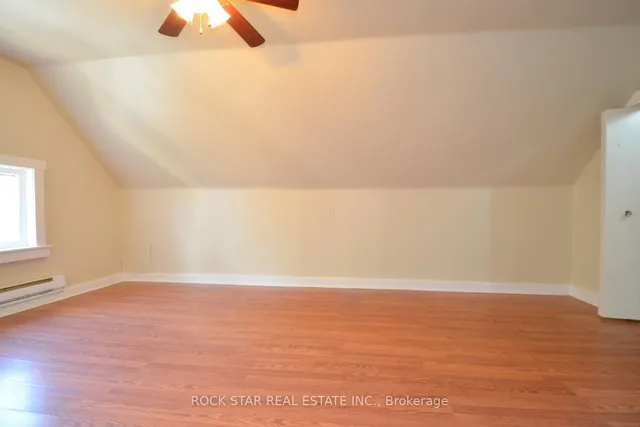 Additional image 40 of 58 Erie Ave