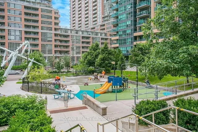 Additional image 28 of 50 Lynn Williams St Unit 304