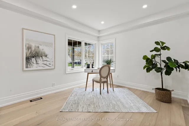 Additional image 12 of 944 Long Dr