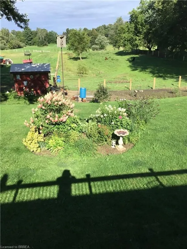 Additional image 4 of 761 Lynden Rd