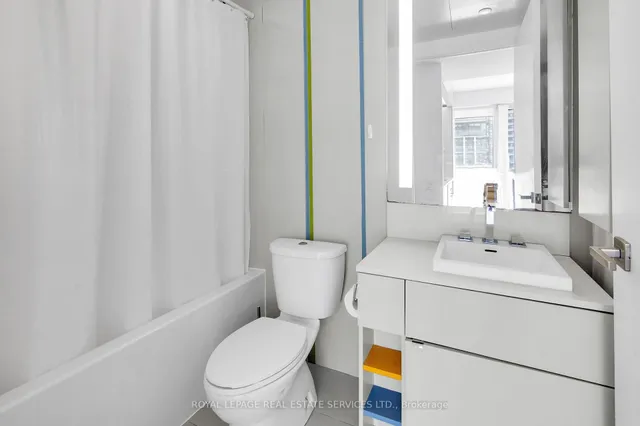 Additional image 22 of 101 Peter St Unit 2806