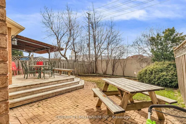 Additional image 36 of 82 Candy Cres