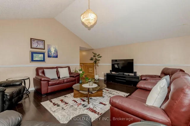 Additional image 28 of 243 Cresthaven Rd