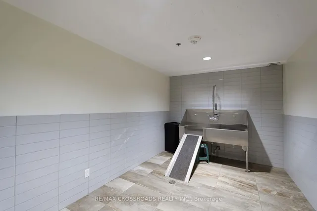 Additional image 30 of 65 Yorkland Blvd Unit 206