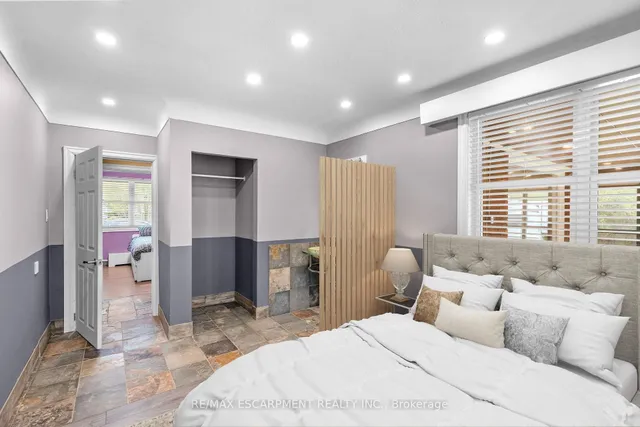 Additional image 24 of 8 Northcliffe Ave