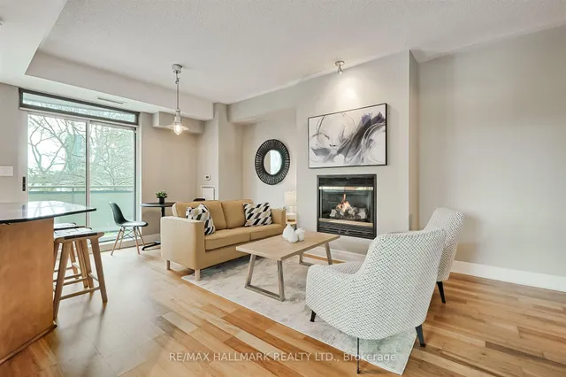 Additional image 2 of 80 Palace Pier Crt Unit 201