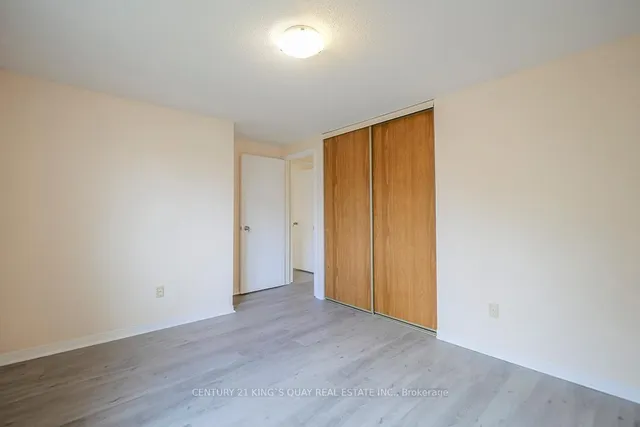 Additional image 18 of 95 Goldhawk Tr