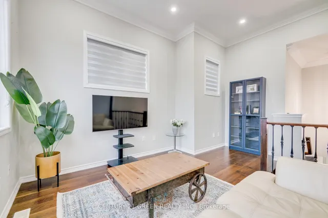 Additional image 25 of 1436 Connaught Terr