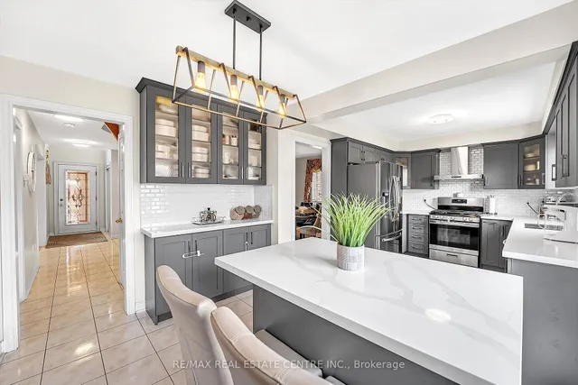 Additional image 20 of 26 Hefferon Crt