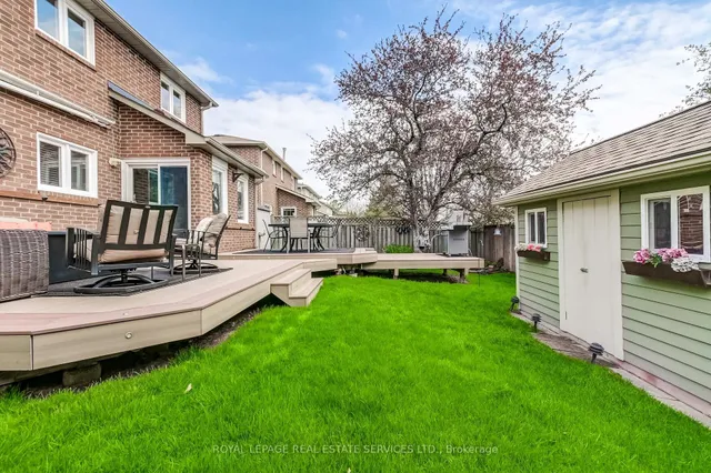 Additional image 30 of 1434 Queensbury Cres