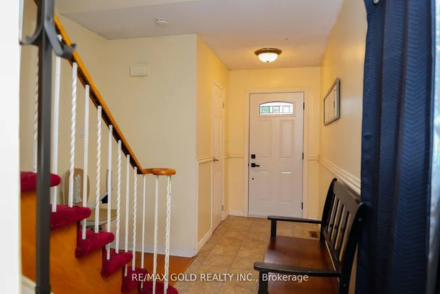 Additional image 4 of 40 Glen Hollow Ave