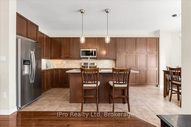 Additional image 12 of 884 Bessy Tr