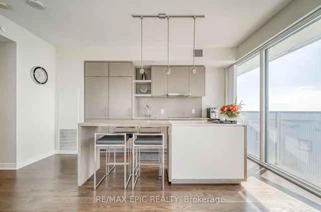 Additional image 17 of 88 Harbour St Unit 6910