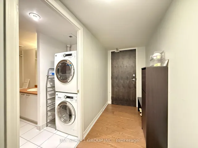 Additional image 23 of 22 Wellesley St Unit 1608