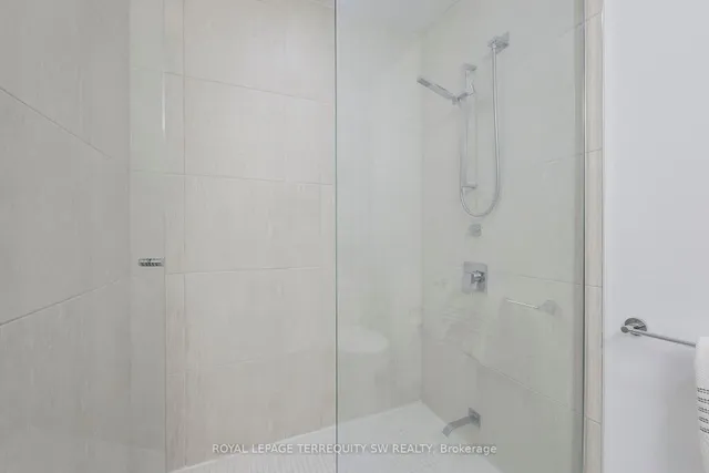 Additional image 22 of 101 Charles St Unit 4010