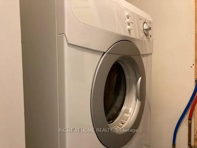 Additional image 20 of 10 Carnation Ave Unit 6