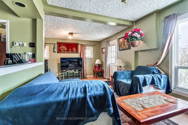 Additional image 6 of 412 Red Oak Ave