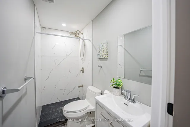 Additional image 39 of 23 Hillcrest Ave