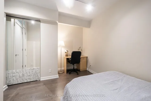 Additional image 28 of 36 Blue Jays Way Unit 1107