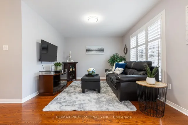 Additional image 8 of 1126 Kelly Gate