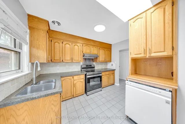 Additional image 15 of 81 Kencliff Cres