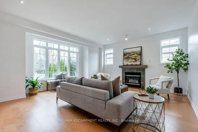 Additional image 14 of 8 Hackney Crt