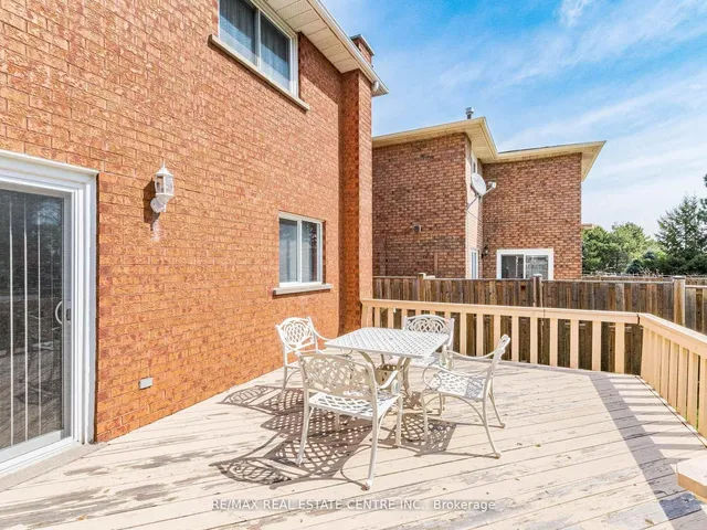 Additional image 46 of 34 Inverary Dr