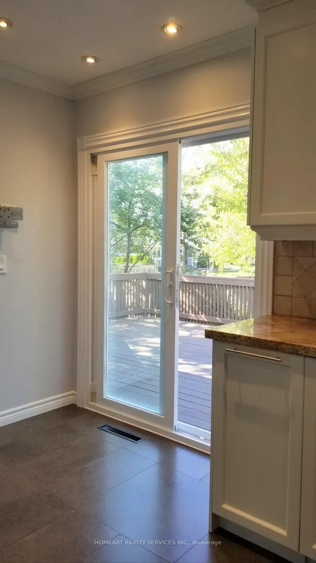 Additional image 5 of 280 Waterloo Ave