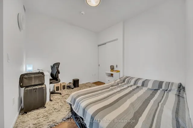 Additional image 12 of 15 Wellington St Unit 2905