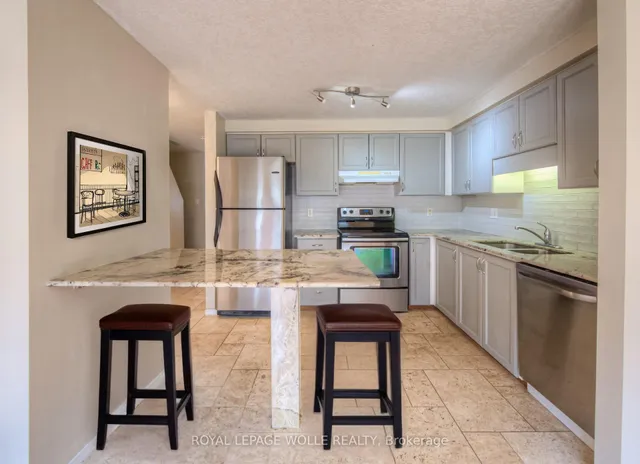 Additional image 5 of 30 Chantilly St