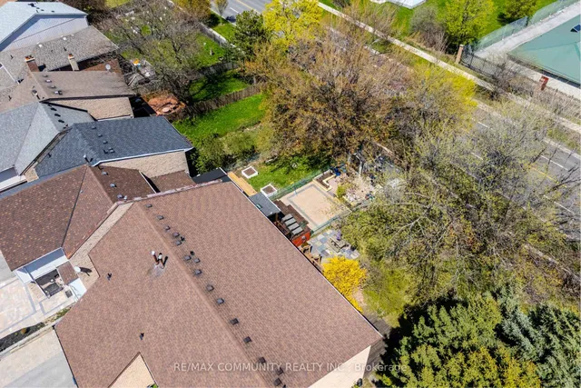 Additional image 49 of 71 Buckhurst Cres