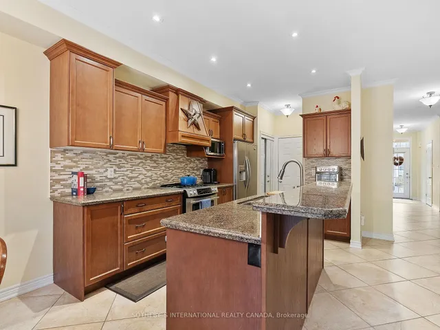 Additional image 16 of 93 Forest Valley Cres