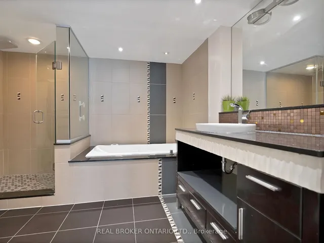 Additional image 30 of 65 Spring Garden Ave Unit 206