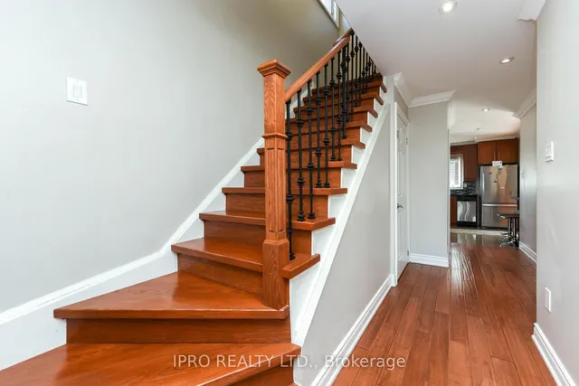 Additional image 4 of 5136 Palomar Cres