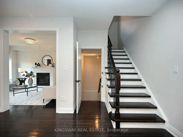 Additional image 31 of 28 Fallharvest Ave