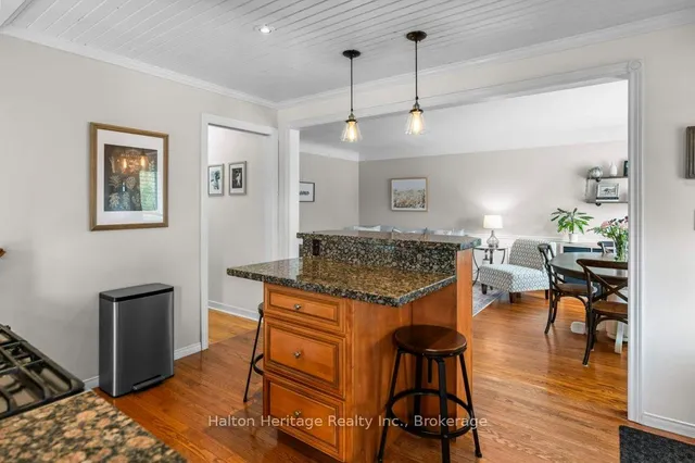 Additional image 13 of 376 East 18th St