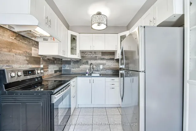 Additional image 10 of 2700 Barton St Unit 2