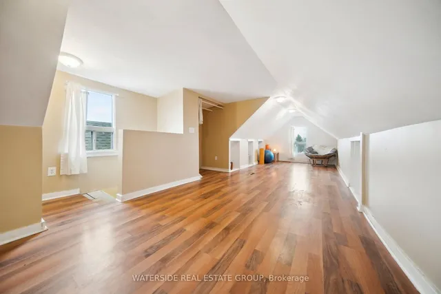 Additional image 33 of 21 East Bend Ave