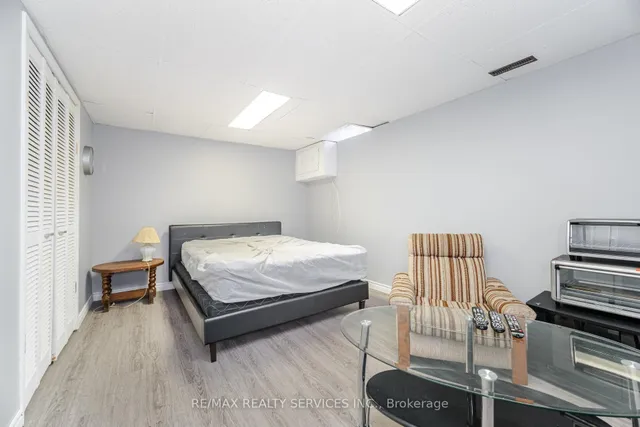 Additional image 29 of 93 Hansen Rd Unit 20