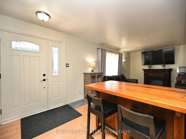 Additional image 14 of 13 Avon Park Dr