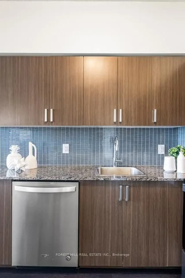 Additional image 19 of 1603 Eglinton Ave Unit 319