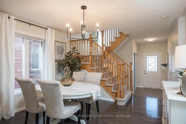 Additional image 6 of 694 Rayner Crt