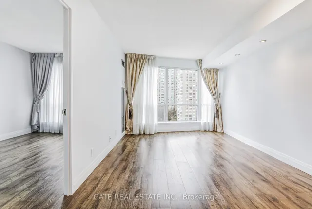 Additional image 10 of 8 Lee Centre Dr Unit 1111