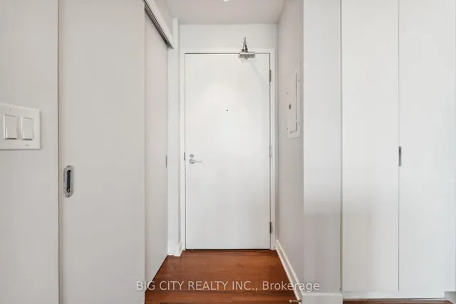 Additional image 10 of 110 Charles St Unit 3608